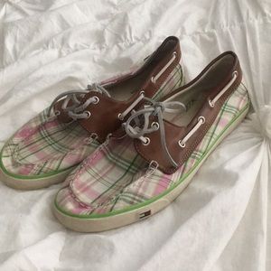 Tommy Hilfiger Shoes!!